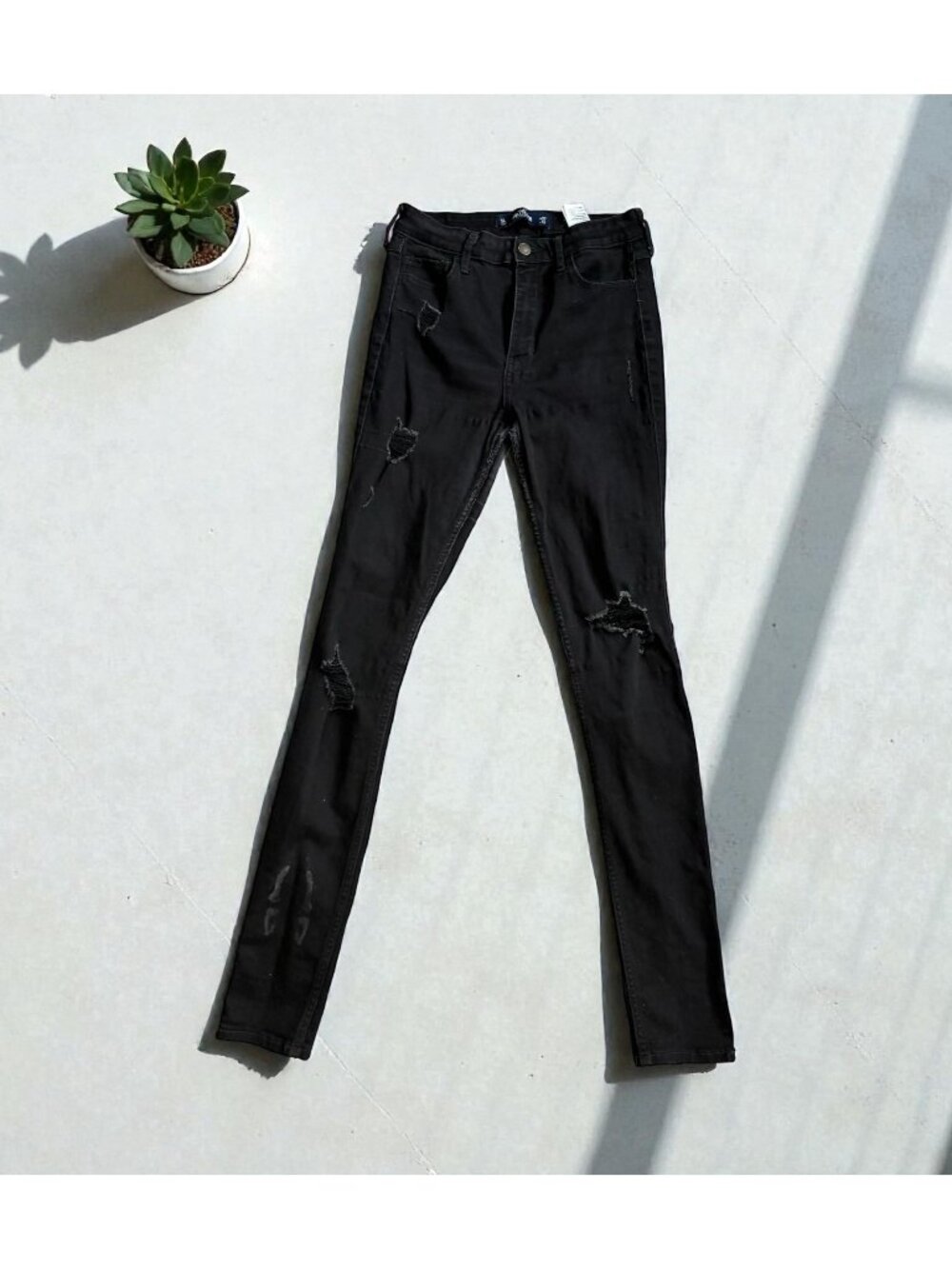 HOLLISTER Women's Black Distressed Skinny Jeans Size 27 Long